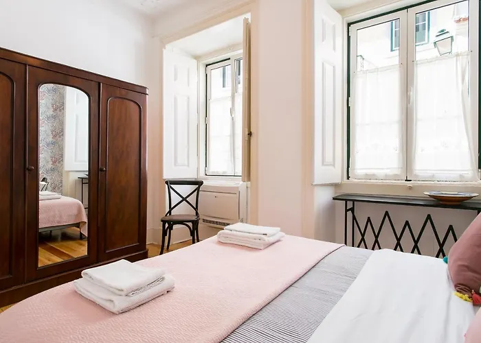 Principe Real Patio House *