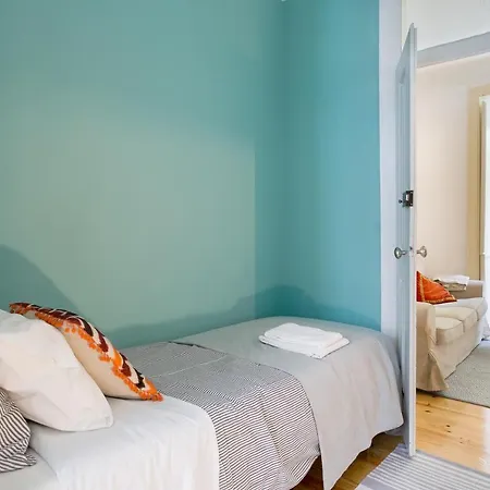 Principe Real Patio House Apartment Lisbon